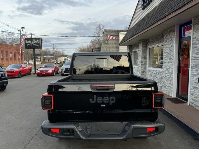 used 2022 Jeep Gladiator car, priced at $30,486