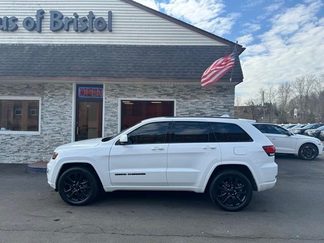 used 2020 Jeep Grand Cherokee car, priced at $23,399