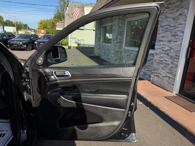 used 2021 Jeep Grand Cherokee car, priced at $24,432