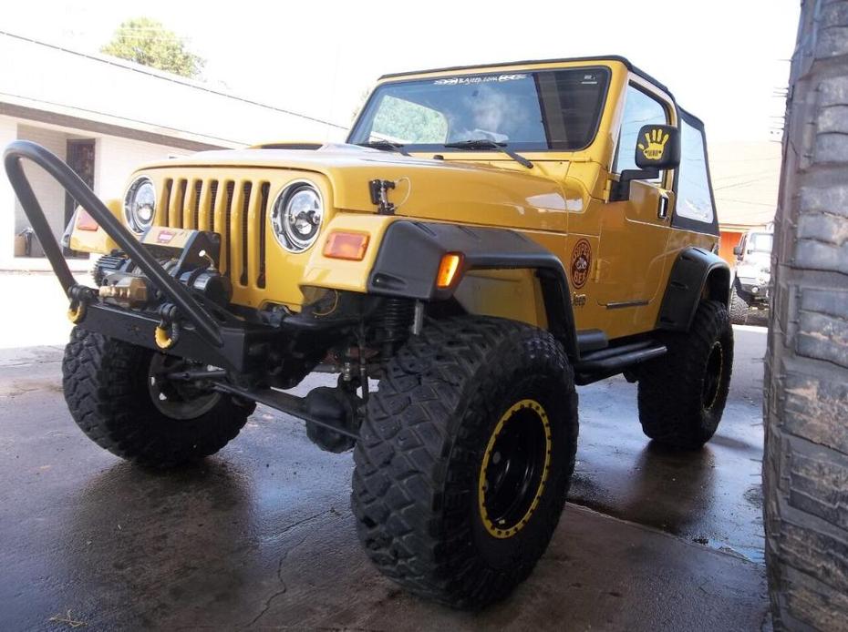 used 2000 Jeep Wrangler car, priced at $19,950