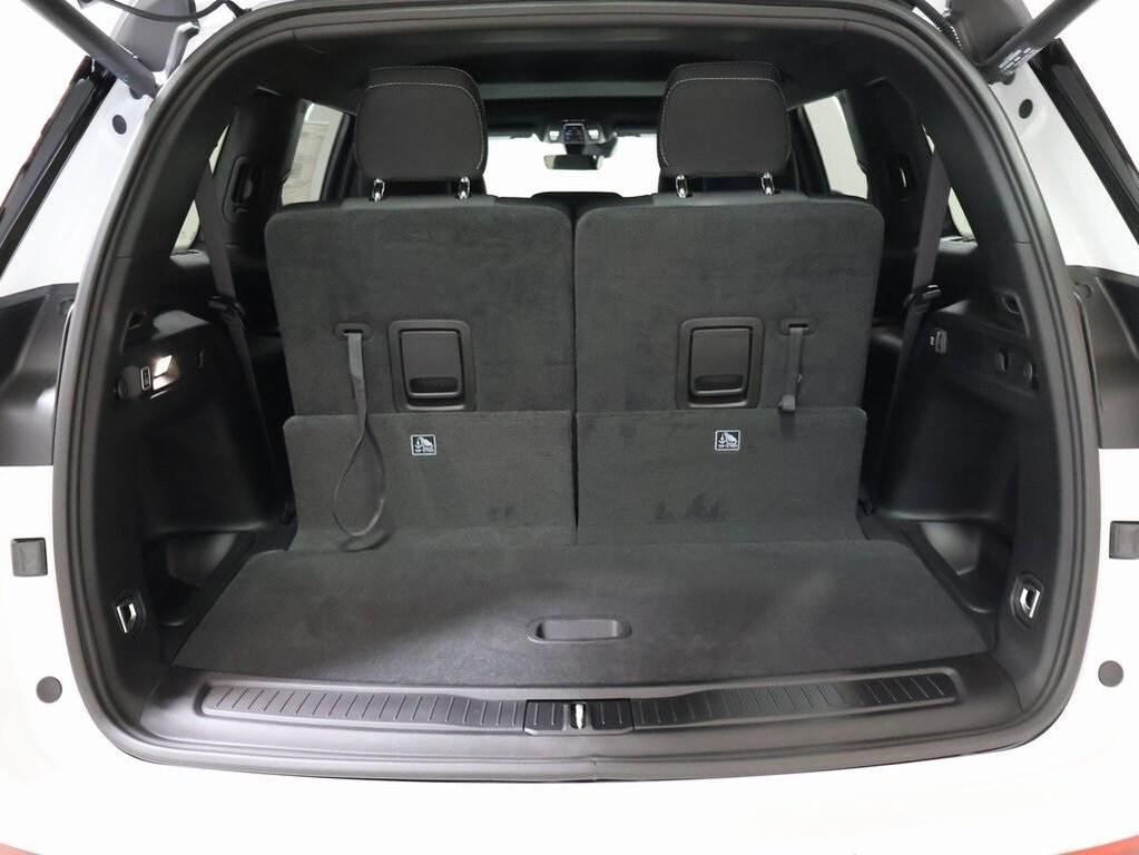 new 2025 Jeep Grand Cherokee L car, priced at $37,804