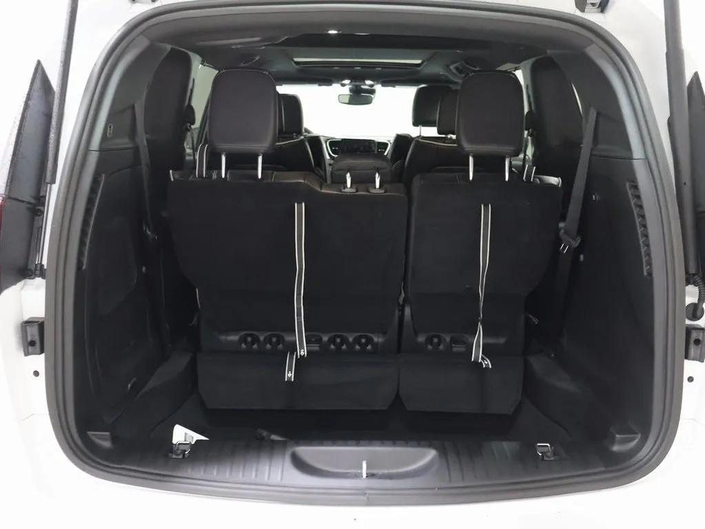new 2025 Chrysler Pacifica car, priced at $51,304