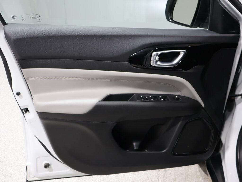 used 2024 Jeep Compass car, priced at $24,050