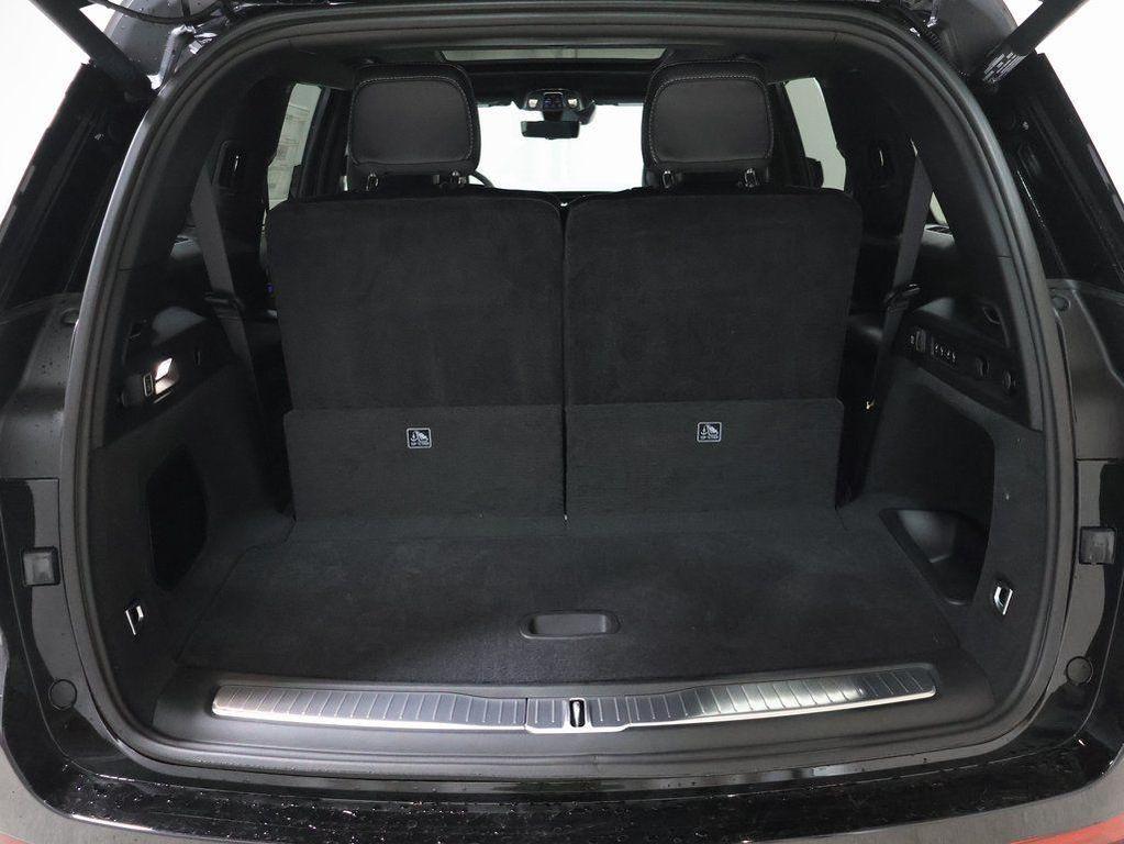 new 2025 Jeep Grand Cherokee L car, priced at $63,390