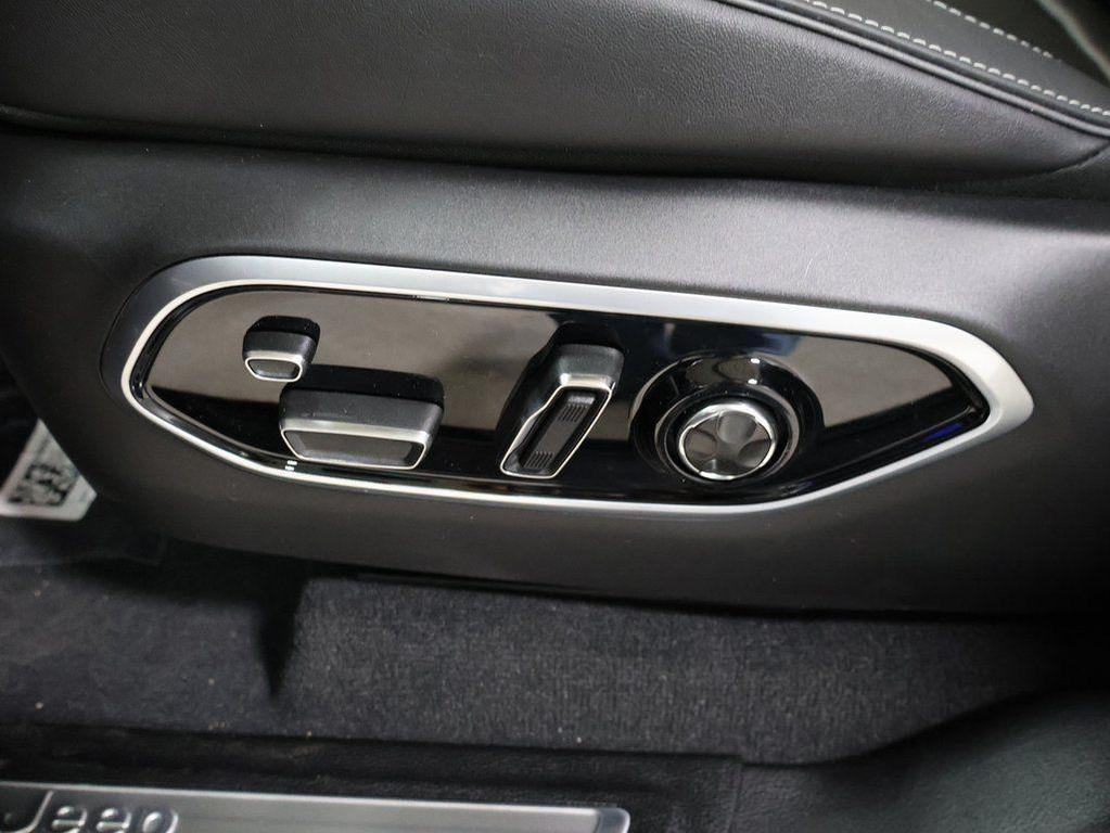 new 2025 Jeep Grand Cherokee L car, priced at $63,390