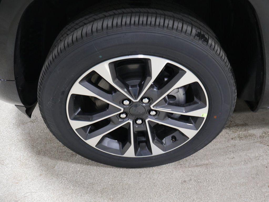 new 2025 Jeep Grand Cherokee L car, priced at $63,390