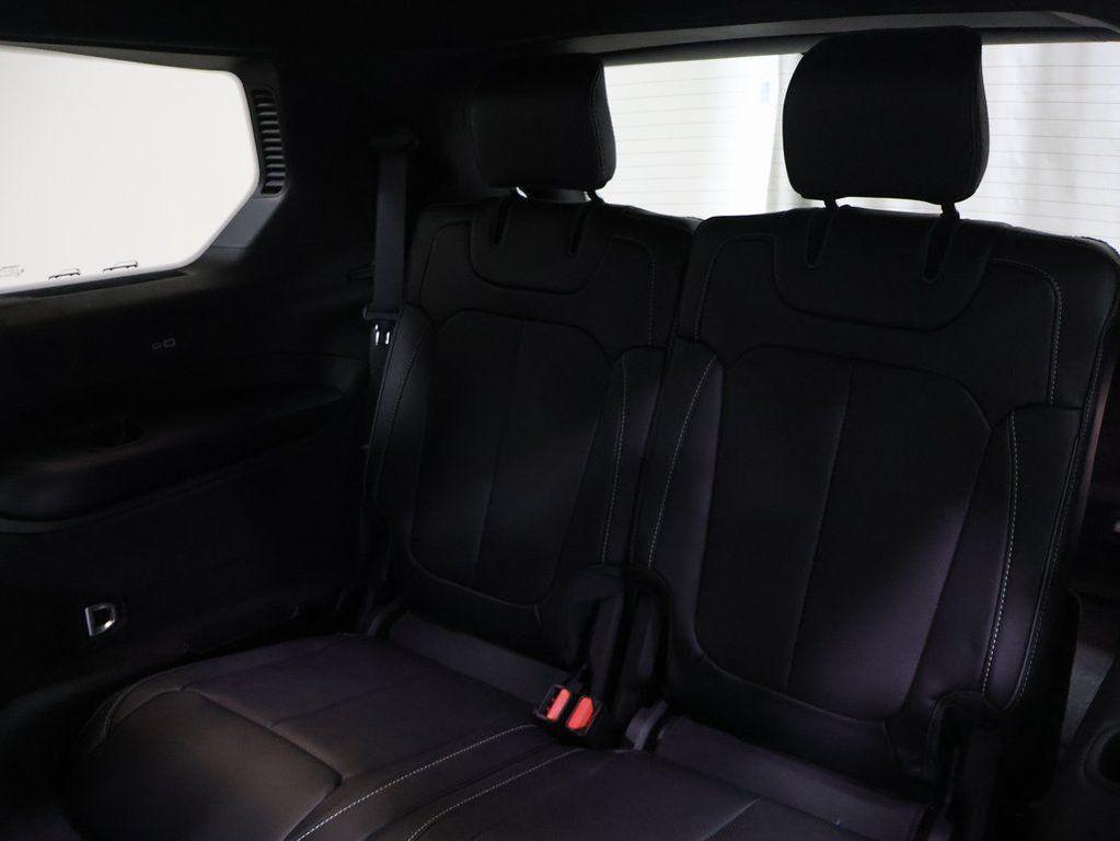 new 2025 Jeep Grand Cherokee L car, priced at $63,390