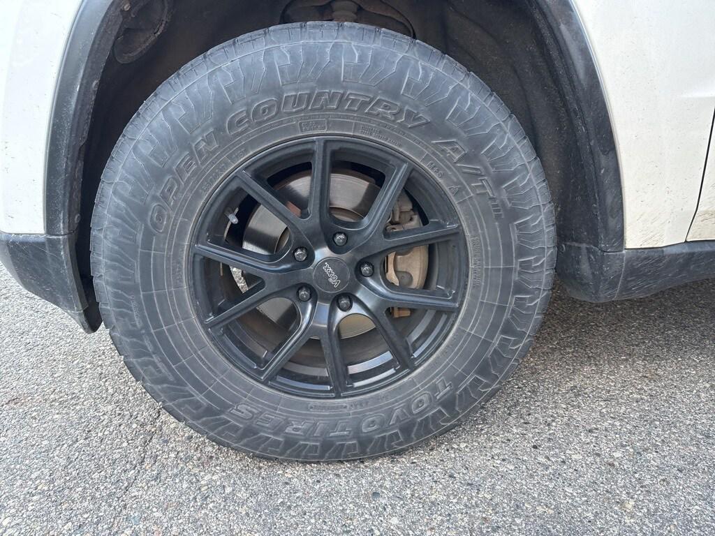 used 2011 Jeep Grand Cherokee car, priced at $9,212