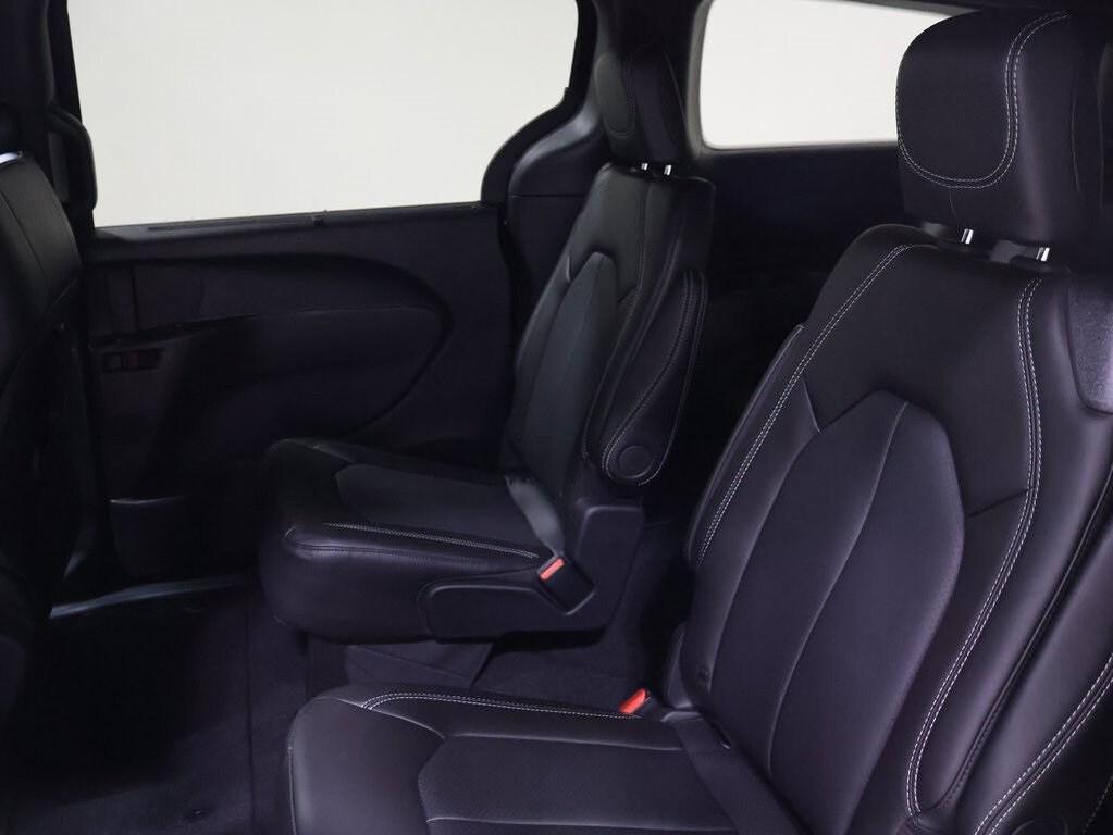 new 2026 Chrysler Pacifica car, priced at $40,794