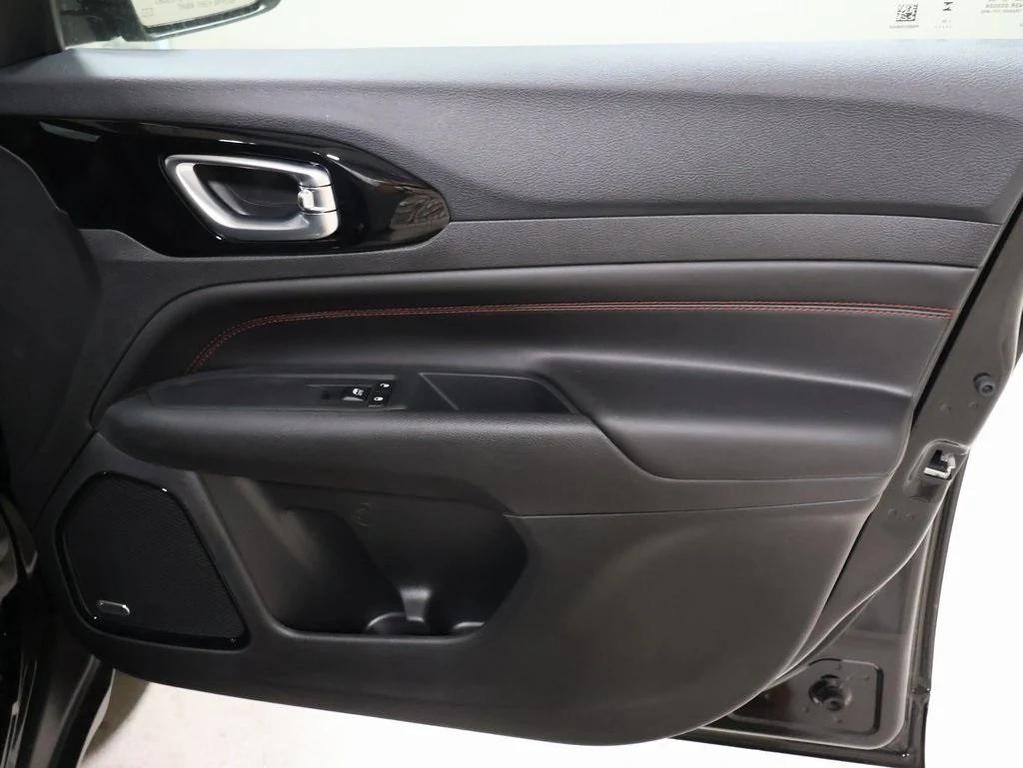 new 2025 Jeep Compass car, priced at $35,612