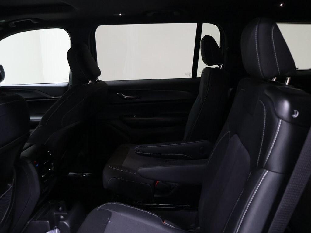 new 2025 Jeep Grand Cherokee L car, priced at $41,538