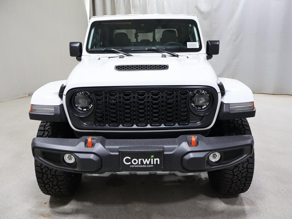 new 2025 Jeep Gladiator car, priced at $51,895