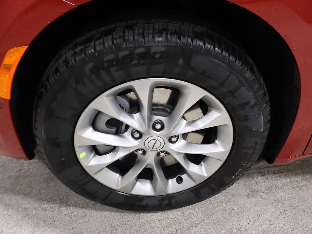 new 2026 Chrysler Pacifica car, priced at $47,059