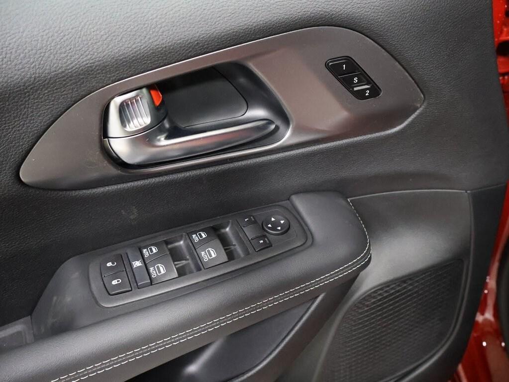 new 2026 Chrysler Pacifica car, priced at $47,059