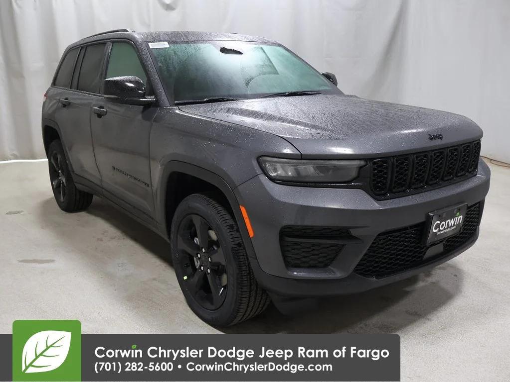 new 2025 Jeep Grand Cherokee car, priced at $42,664