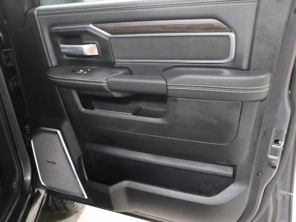 new 2025 Ram 2500 car, priced at $80,943