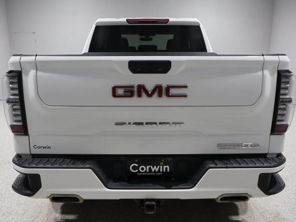 used 2022 GMC Sierra 1500 car, priced at $34,000