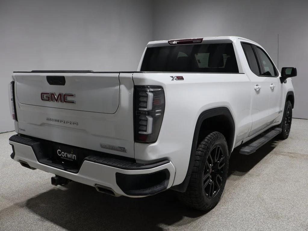 used 2022 GMC Sierra 1500 car, priced at $34,000