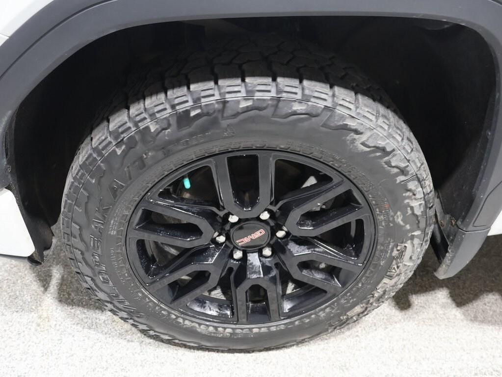 used 2022 GMC Sierra 1500 car, priced at $34,000