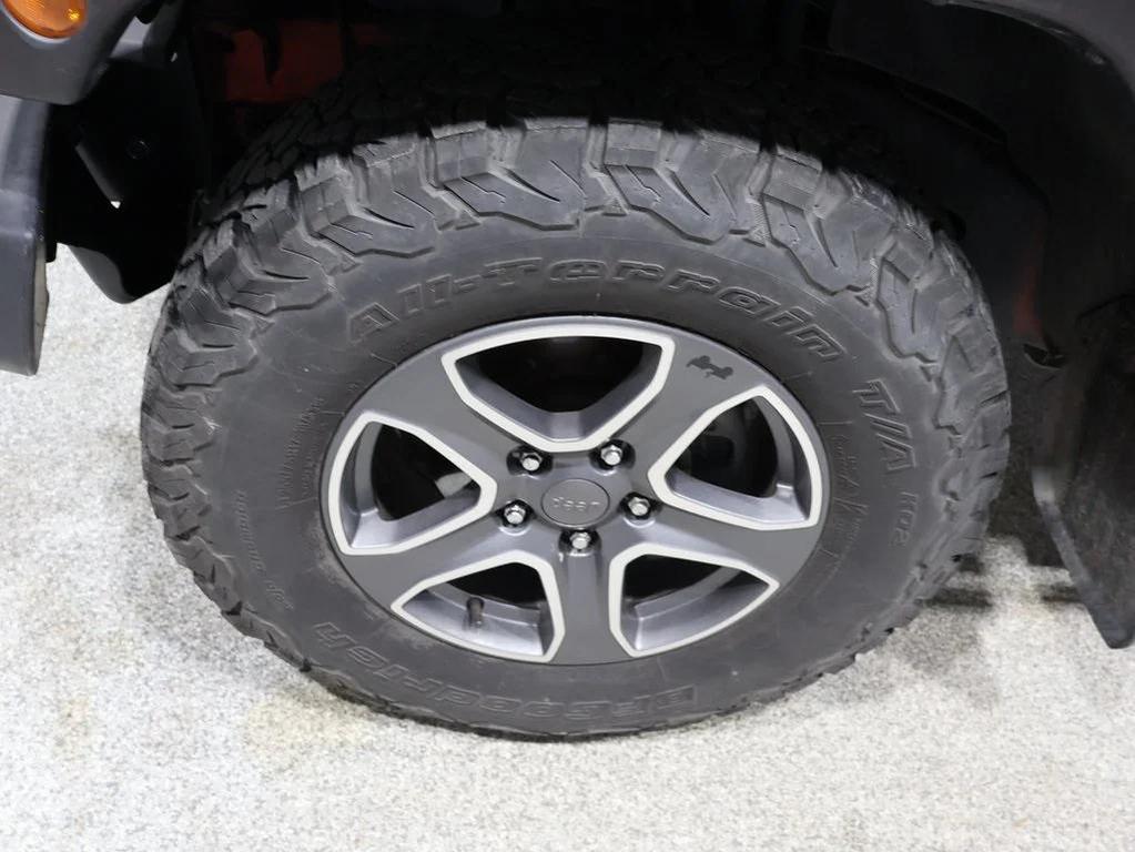used 2012 Jeep Wrangler Unlimited car, priced at $16,000