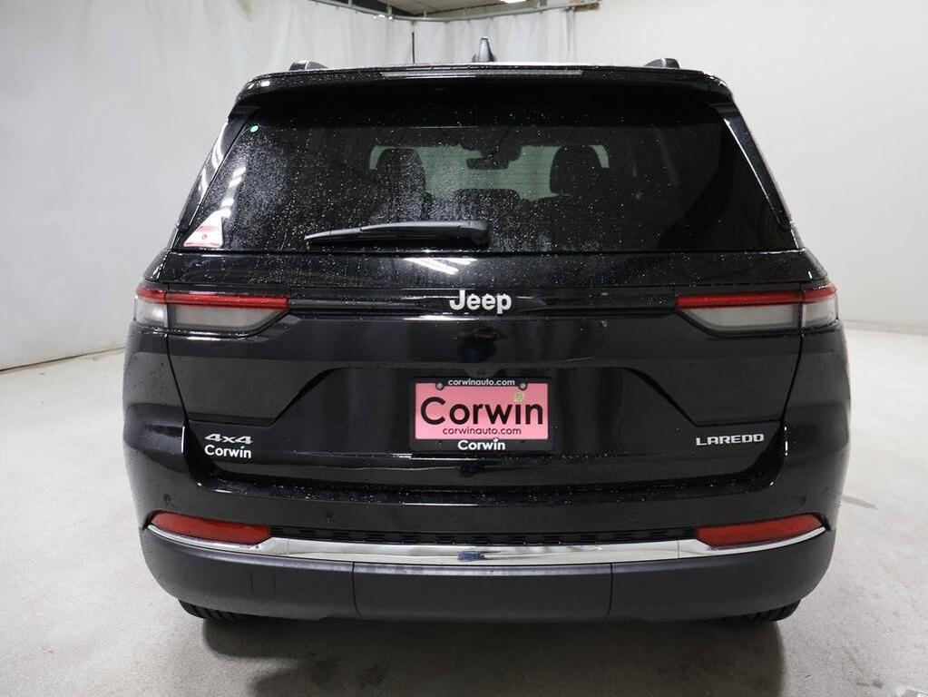 new 2025 Jeep Grand Cherokee car, priced at $38,433