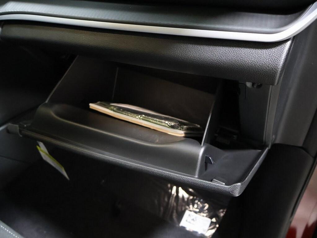 new 2025 Jeep Grand Cherokee car, priced at $37,999