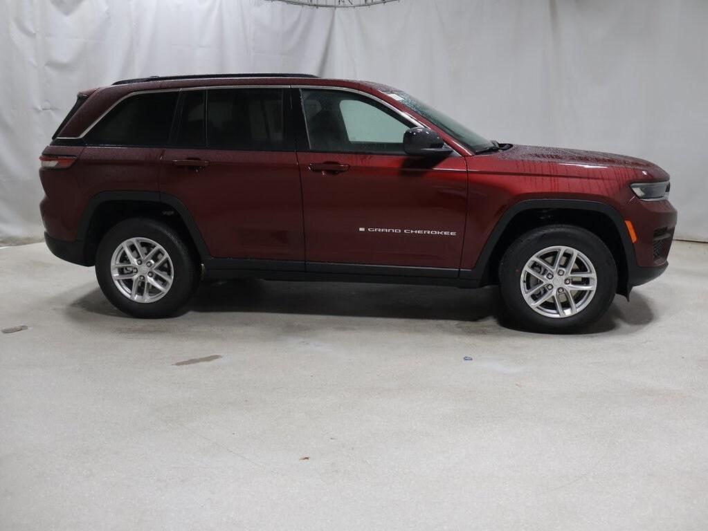 new 2025 Jeep Grand Cherokee car, priced at $42,403