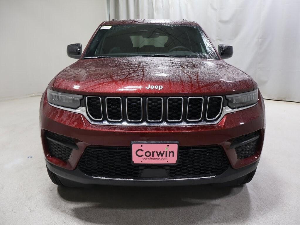new 2025 Jeep Grand Cherokee car, priced at $42,403