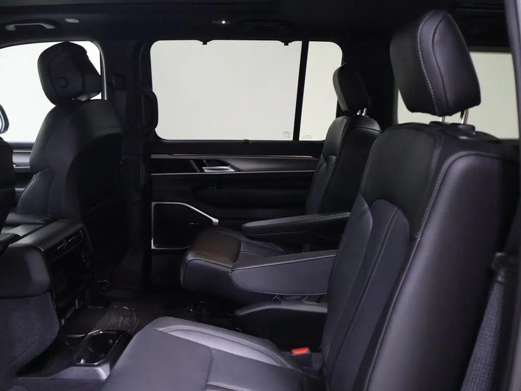 new 2025 Jeep Wagoneer L car, priced at $85,873