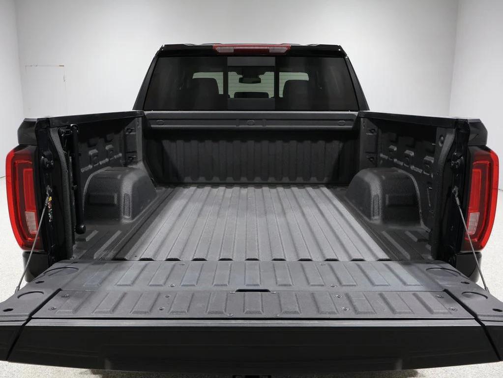 used 2022 GMC Sierra 1500 car, priced at $46,000
