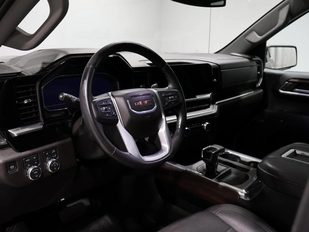 used 2022 GMC Sierra 1500 car, priced at $46,000