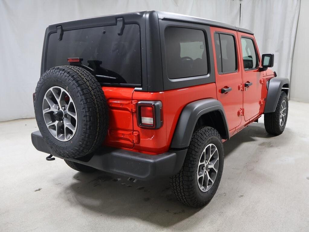 new 2025 Jeep Wrangler car, priced at $45,924