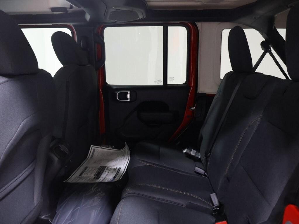 new 2025 Jeep Wrangler car, priced at $45,924