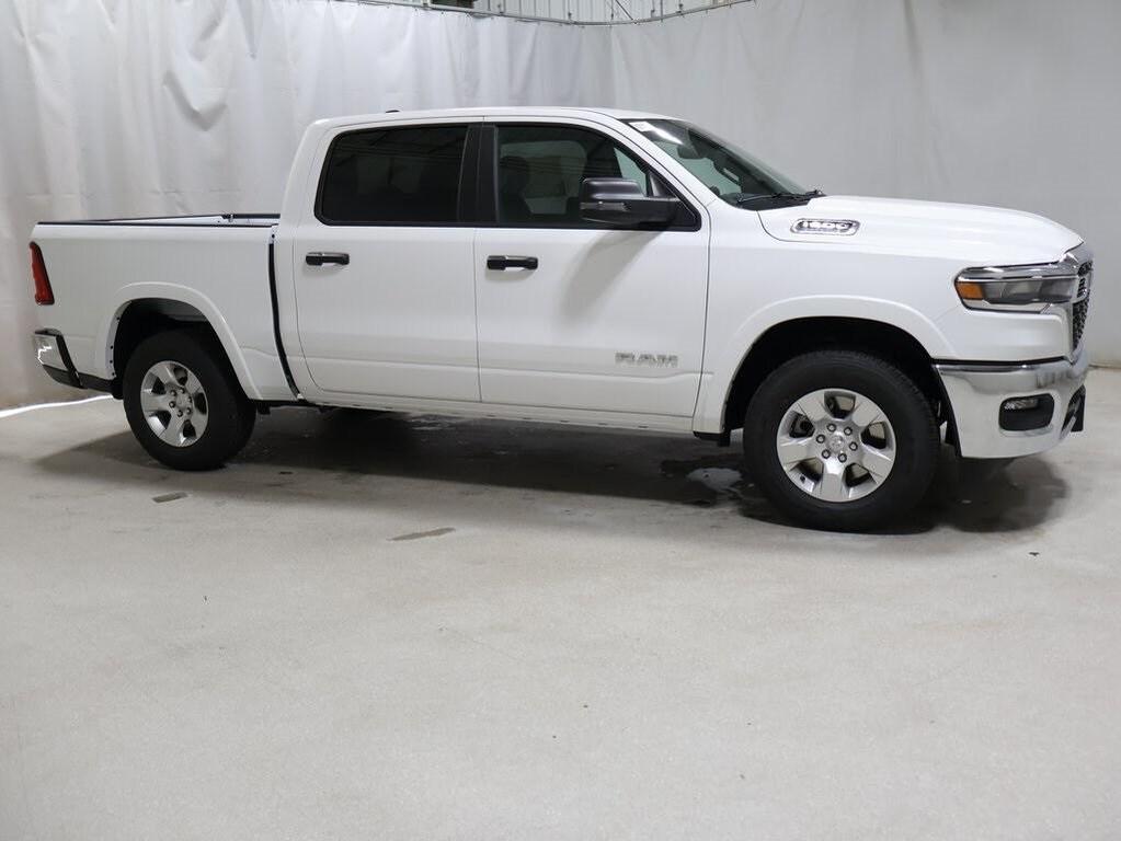 new 2025 Ram 1500 car, priced at $45,621
