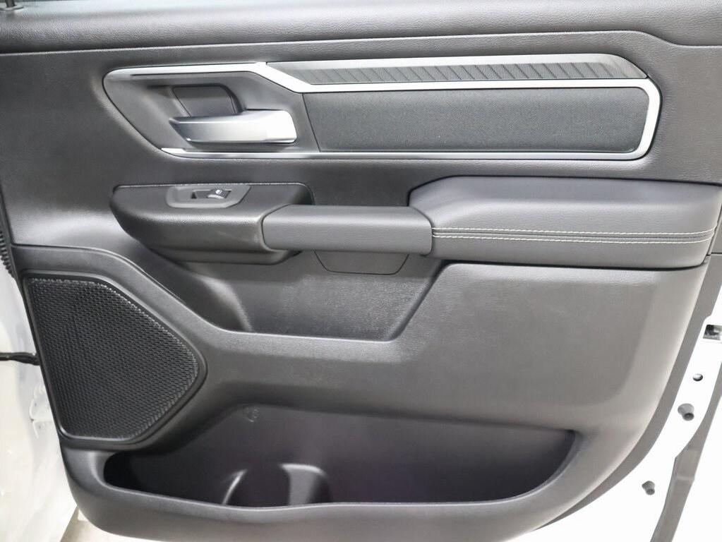 new 2025 Ram 1500 car, priced at $45,621