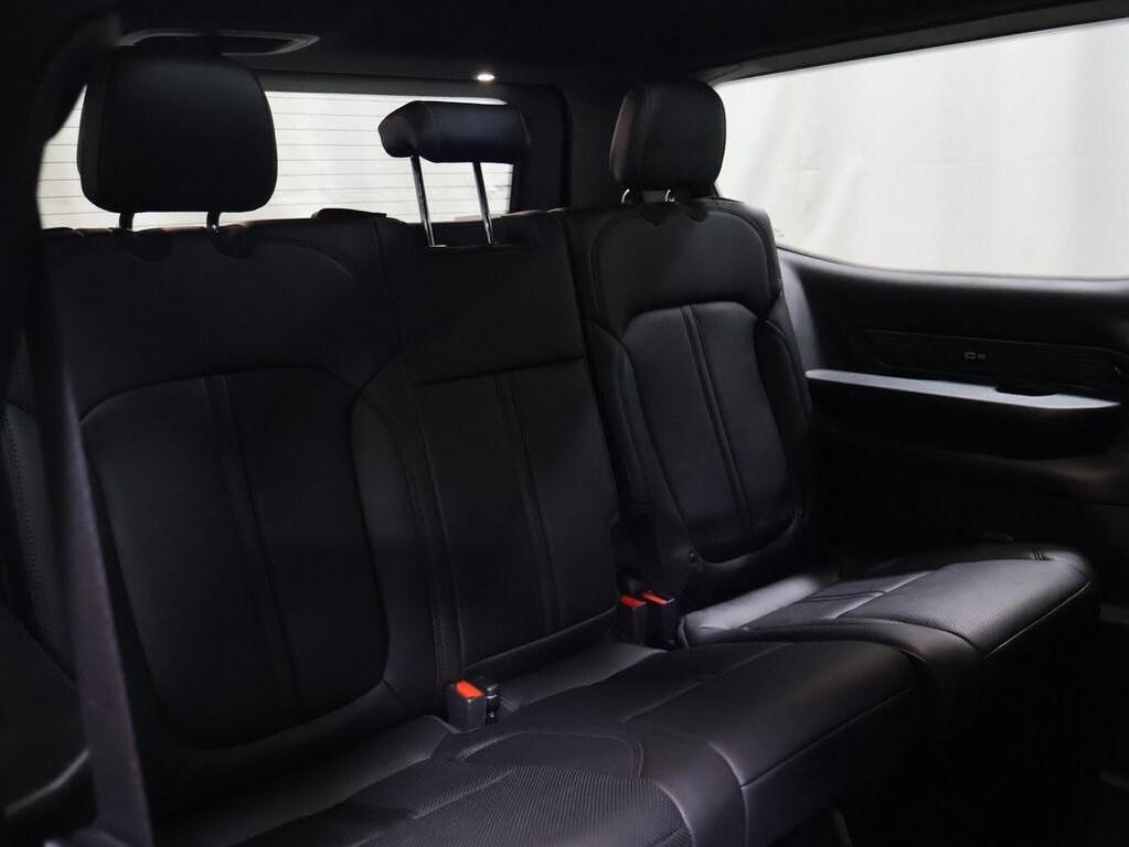 new 2025 Jeep Wagoneer car, priced at $76,013