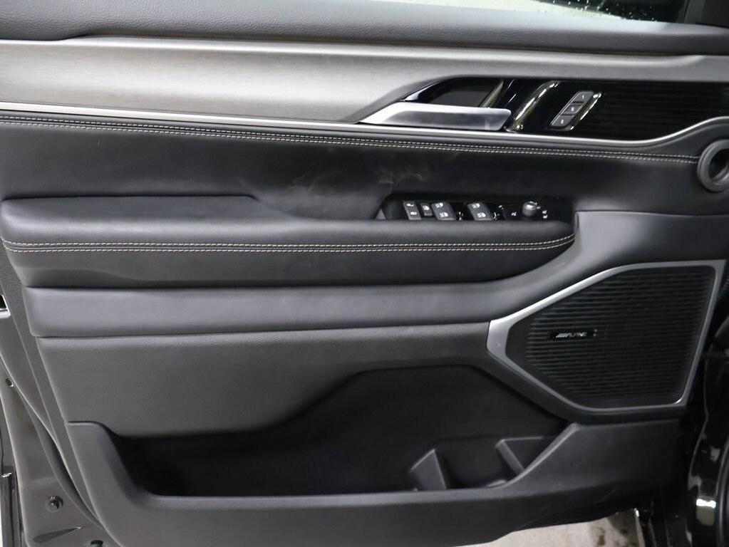 new 2025 Jeep Wagoneer car, priced at $76,013