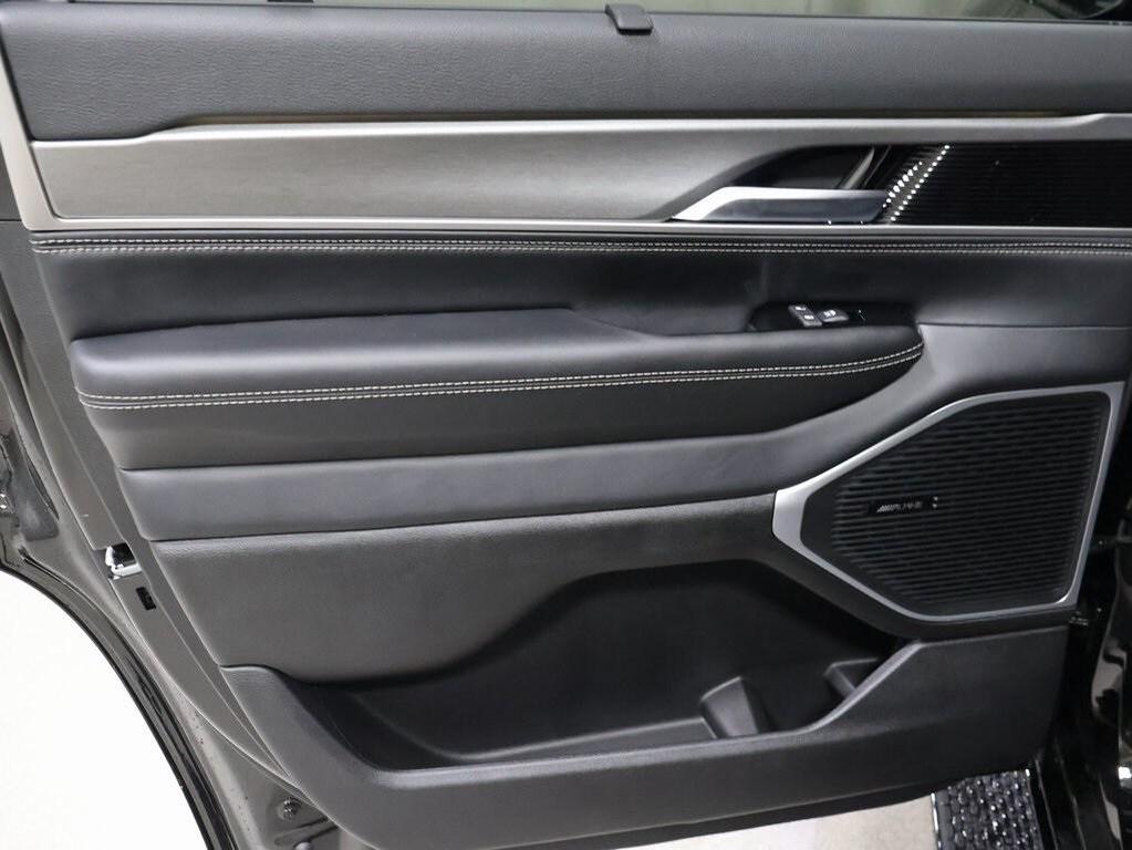 new 2025 Jeep Wagoneer car, priced at $76,013