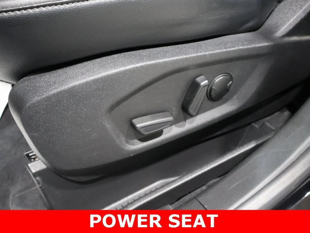 used 2023 Ford Edge car, priced at $22,500