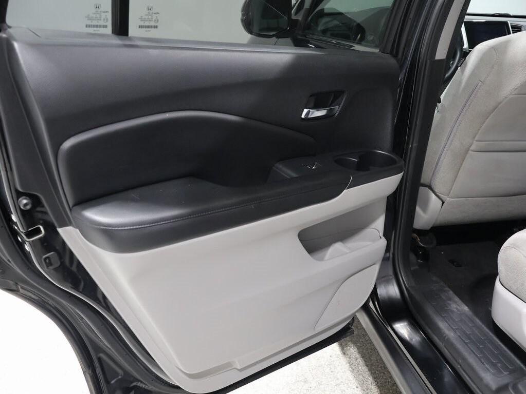 used 2016 Honda Pilot car, priced at $13,500