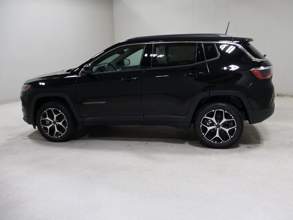 new 2026 Jeep Compass car, priced at $34,705