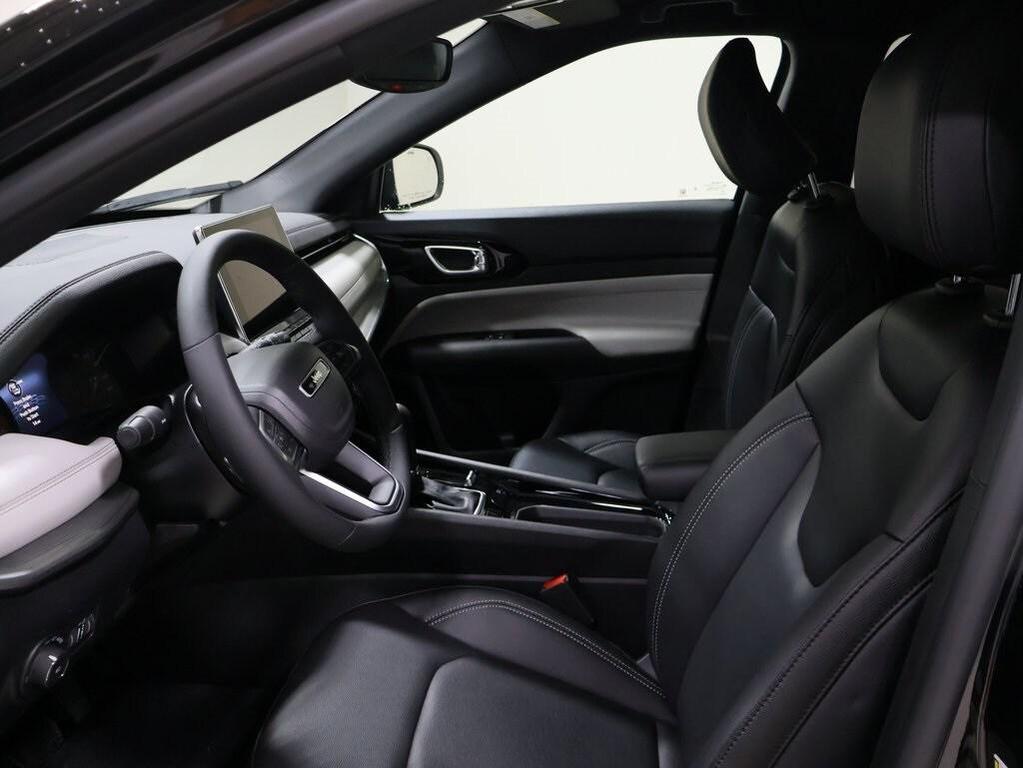 new 2025 Jeep Compass car, priced at $31,226