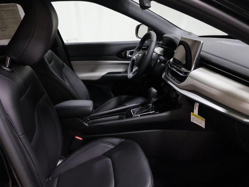 new 2025 Jeep Compass car, priced at $31,226