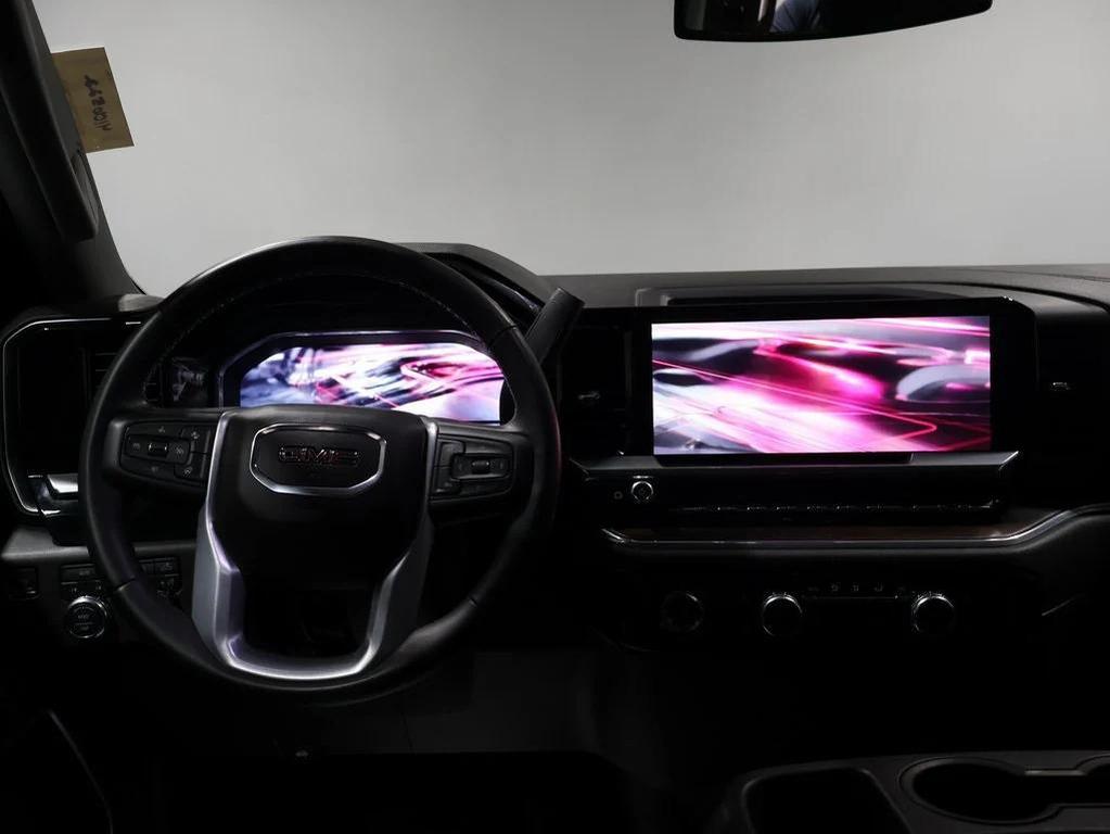 used 2023 GMC Sierra 1500 car, priced at $40,500