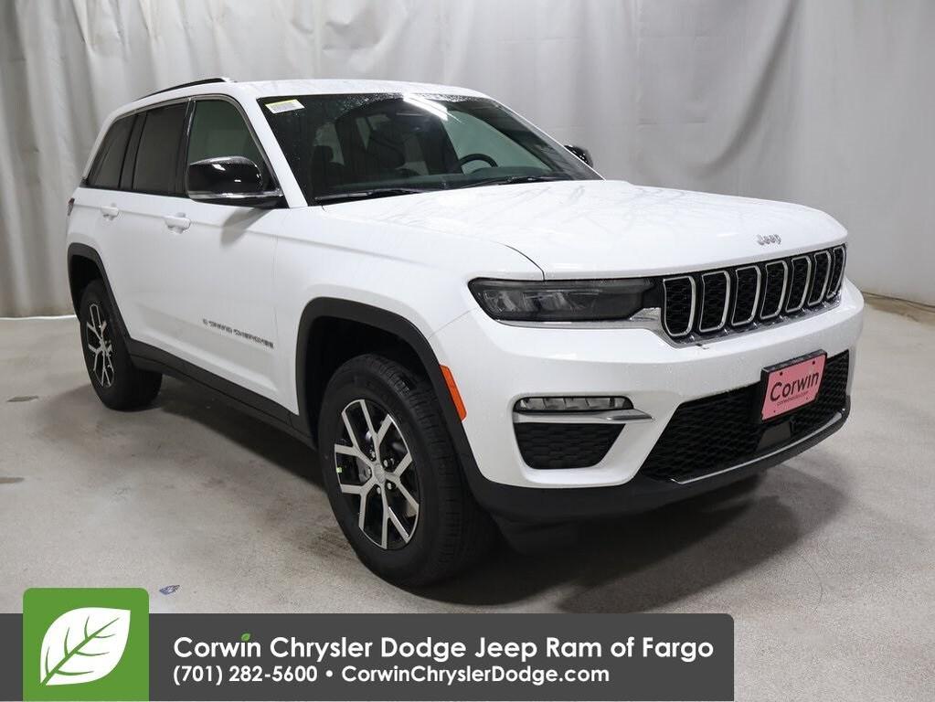 new 2025 Jeep Grand Cherokee car, priced at $44,650
