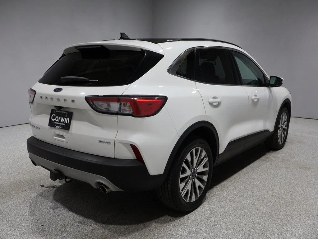 used 2022 Ford Escape car, priced at $24,000