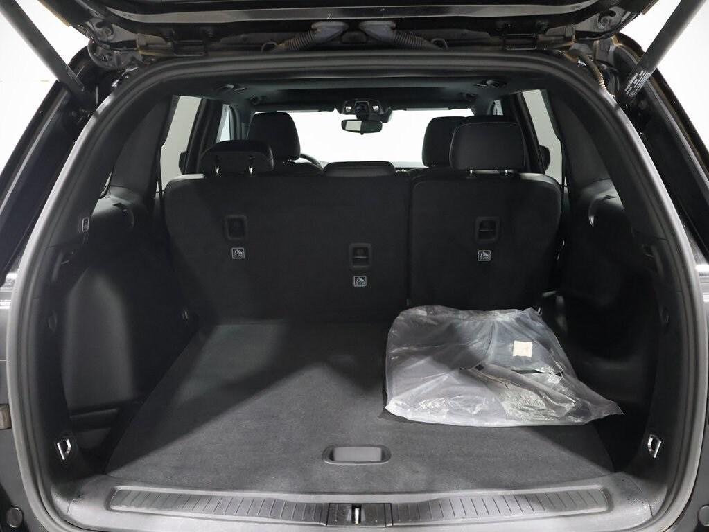 used 2024 Jeep Grand Cherokee car, priced at $29,541