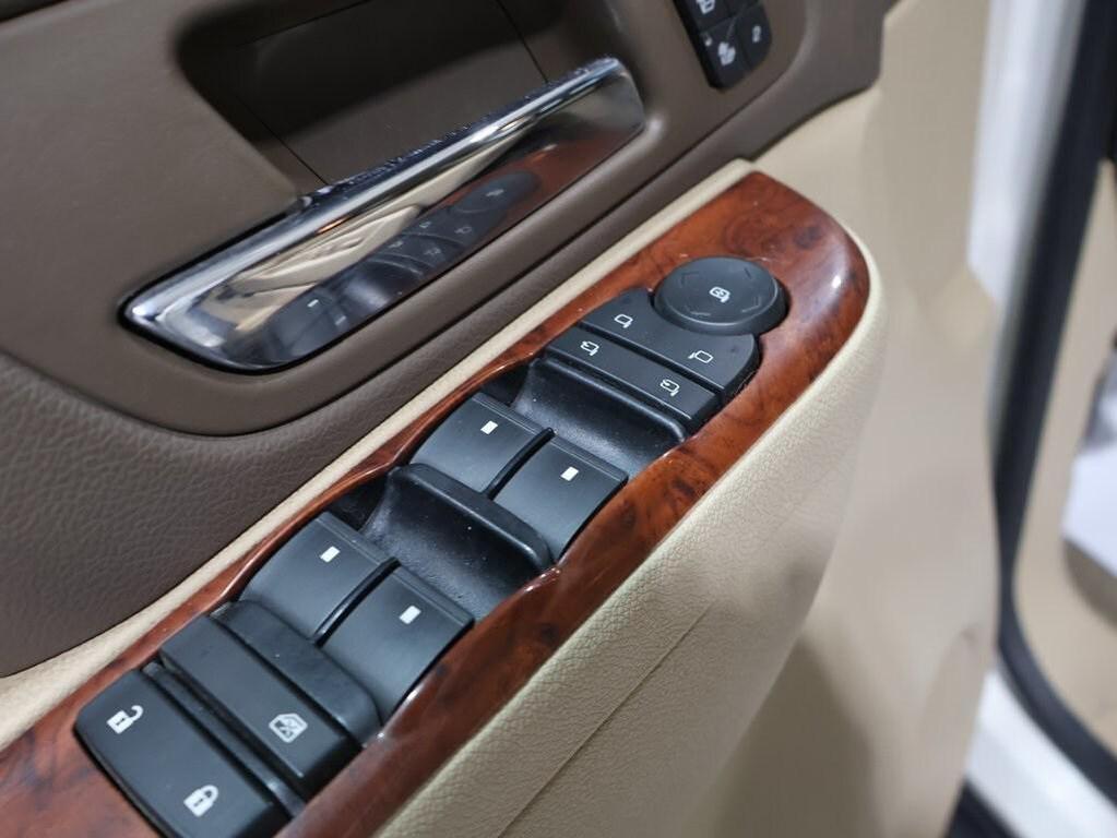 used 2013 Chevrolet Avalanche car, priced at $11,500