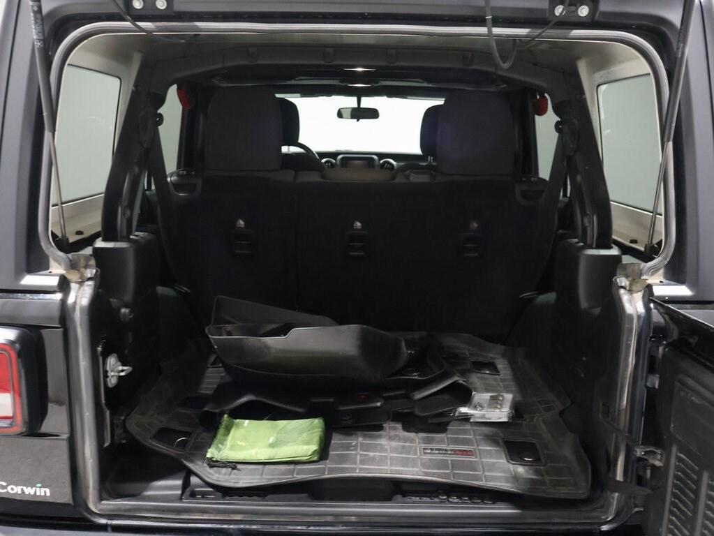 used 2019 Jeep Wrangler Unlimited car, priced at $21,000