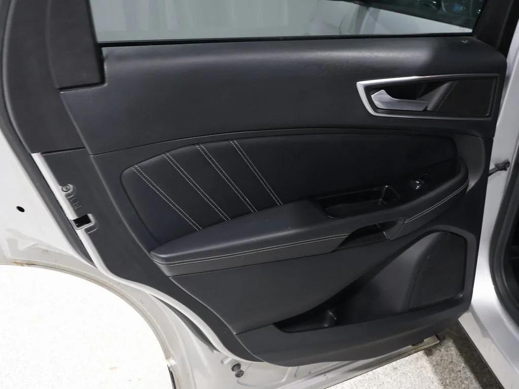 used 2015 Ford Edge car, priced at $12,750